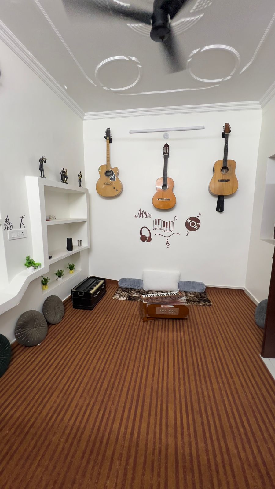Rhythm Music Academy | Music Classes in Nathupura Burari Delhi